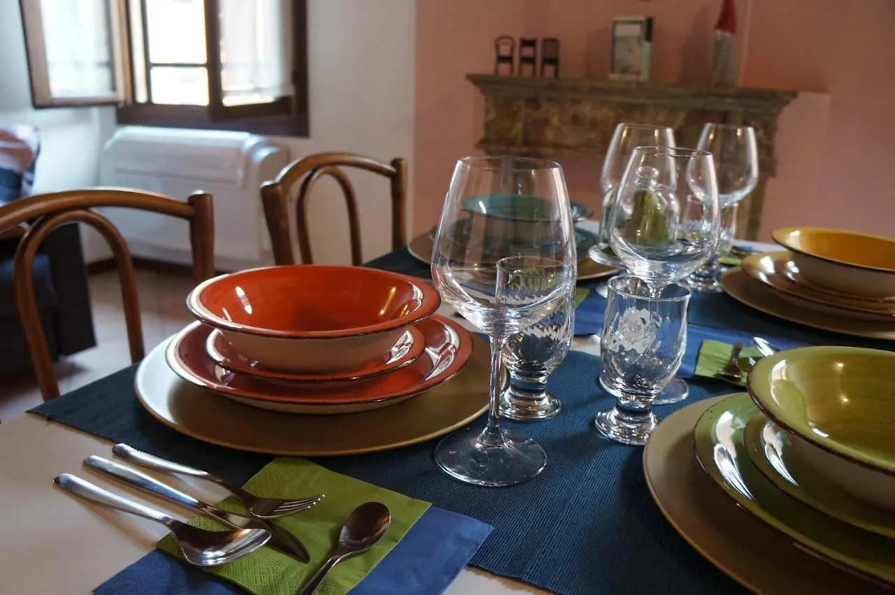 Ferienwohnung La Scarana Ferrara Apartment